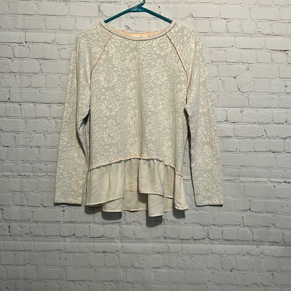 Cato Women’s Large Long Sleeve Floral Top